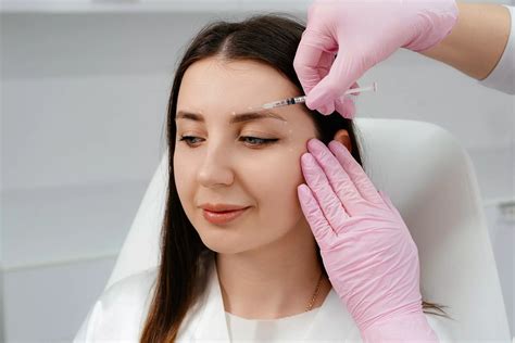 Ботулинотерапия: эффективное средство для сглаживания показателей возраста