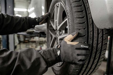Важность чистоты автомобиля в процессе замены шин