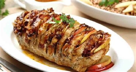 Готовка мяса в соусе на плите