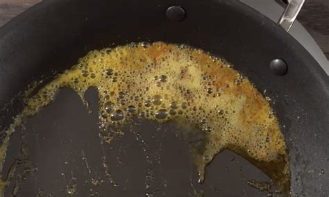 Добейтесь более насыщенного вкуса и сочности с помощью добавления масла