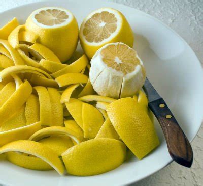 Использование лимона и соли для эффективной очистки серебра