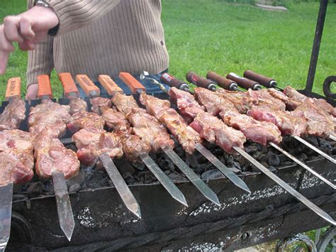 Основные принципы приготовления мяса перед жаркой на мангале