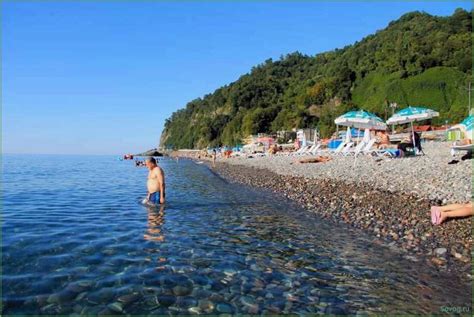 Подготовка к осеннему отдыху на берегу Черного моря