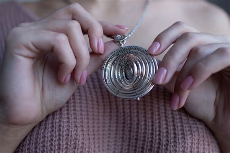 Практические советы по уходу за защитными коленными накладками из шерсти или хлопка