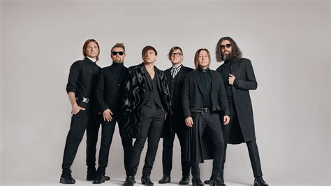 Проведите вечер с друзьями на караоке