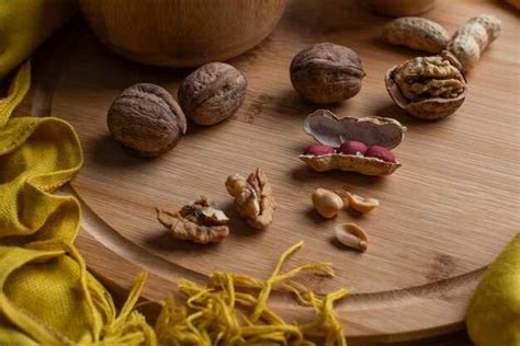 Разнообразие вкусов и улучшение качества блюд благодаря добавлению мускатного ореха в мясо