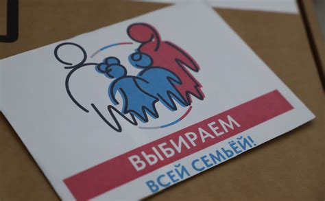 Распределение подарков и сувениров в интерьере торгового центраб во времена праздников