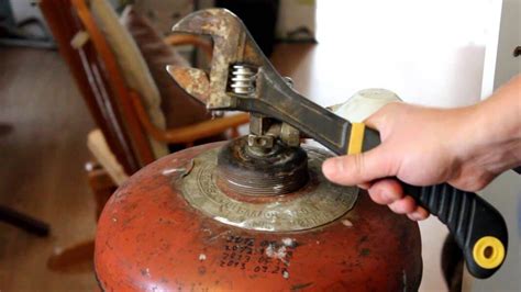 Шаги по исправлению не закрывающегося крана на газовом баллоне