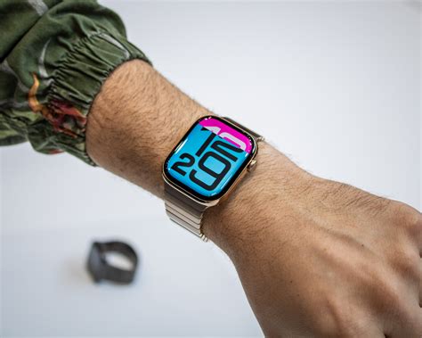 Шаг 4: Настройка и активация выбранной дизайнерской темы на умных часах Apple